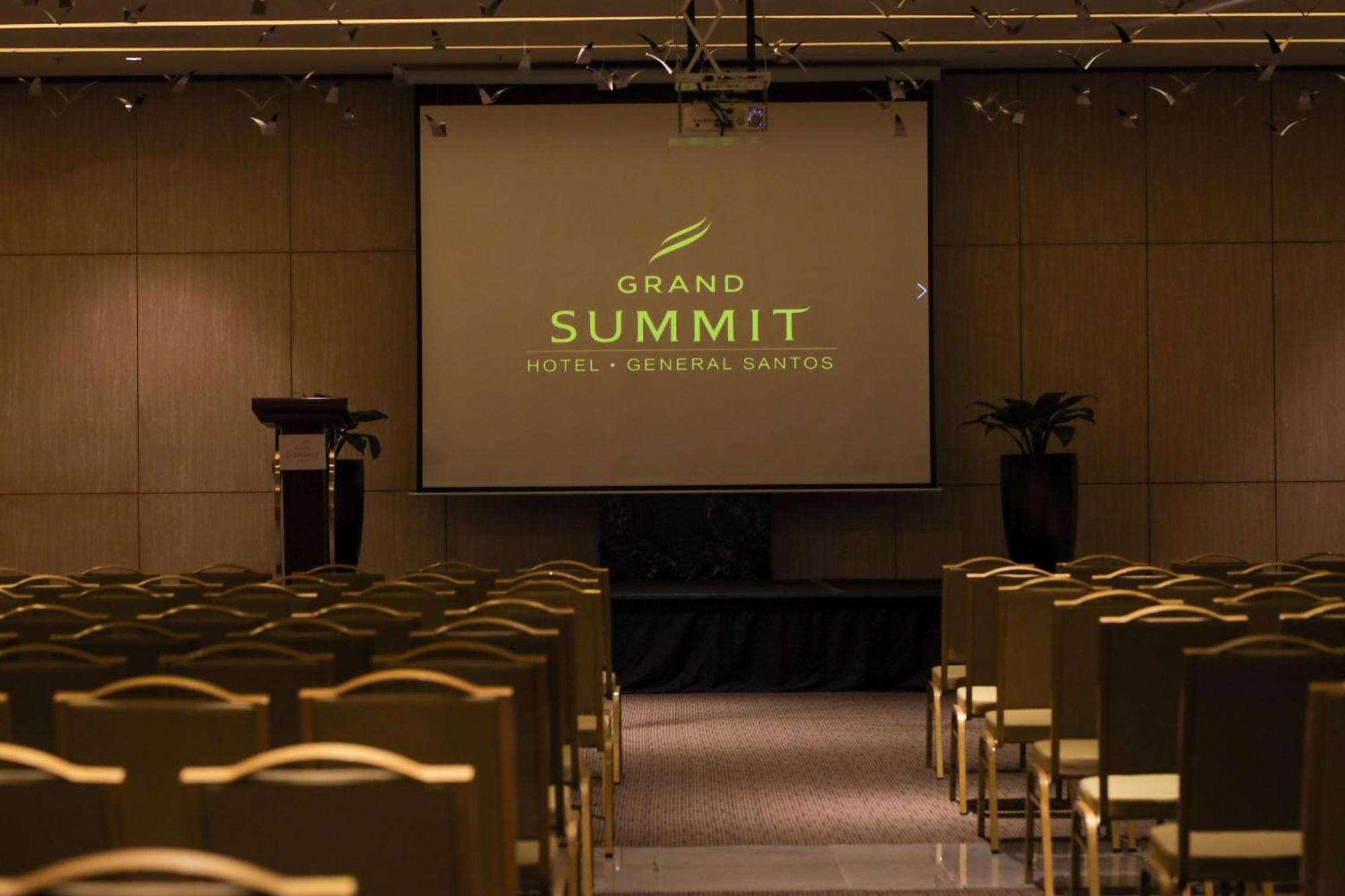 Grand Summit Hotel General Santos General Santos City Exterior photo