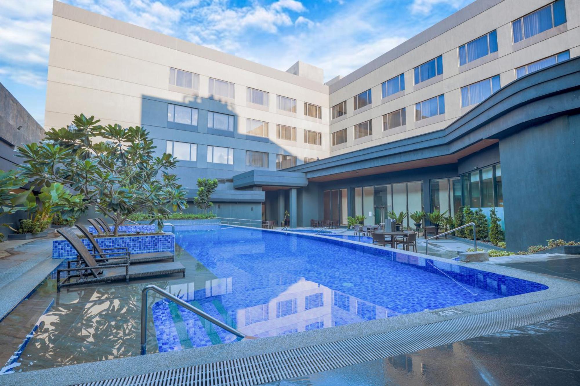 Grand Summit Hotel General Santos General Santos City Exterior photo